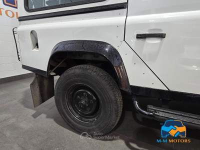 Land Rover Defender Defender 110 2.2 td Hard Top Bianco usata Curno