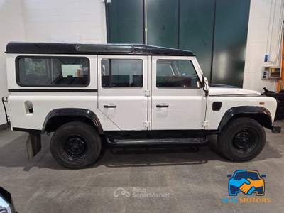 Land Rover Defender Defender 110 2.2 td Hard Top Bianco usata Curno