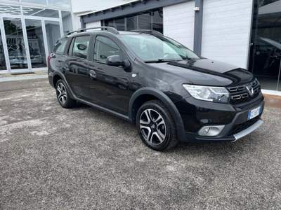 Dacia Logan Logan MCV 1.5 Blue dCi 95S&S 15th Anniv. Nero usata Mesagne