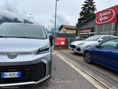Toyota Proace Proace Verso 2.0D 150cv L1 Porta Doppia Executive 8 Pst 8 POSTI  -  PRONTA CONSEGNA Argento usata Lavis
