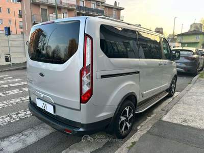 Ford Tourneo Custom 320 2.0 Ecoblue170CV L1H1 ACTIVE - AUT/NAV/CAMERA Argento usata Sesto San Giovanni