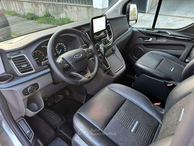 Ford Tourneo Custom 320 2.0 Ecoblue170CV L1H1 ACTIVE - AUT/NAV/CAMERA Argento usata Sesto San Giovanni