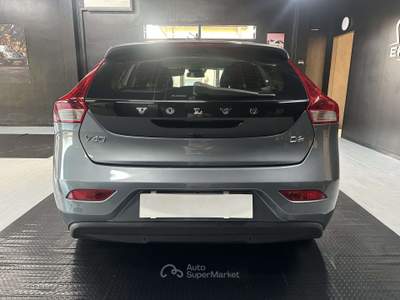Volvo V40 2.0 d2 120cv eco Kinetic Grigio usata Santa Maria a Monte