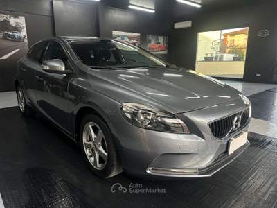Volvo V40 2.0 d2 120cv eco Kinetic Grigio usata Santa Maria a Monte