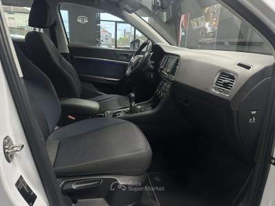 Seat Ateca 1.6 tdi Advance Navi-Camera-Full led Bianco usata Santa Maria a Monte