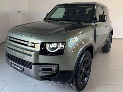 Land Rover Defender Defender X-Dynamic SE 3.0 200cv usata Canzano