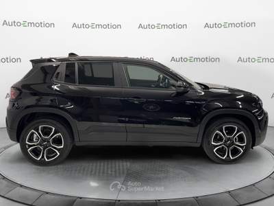 Jeep Avenger 1.2 Turbo Summit Nero usata Busto Arsizio