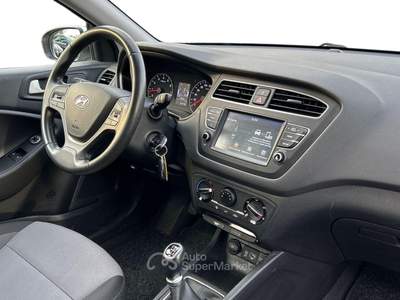 Hyundai i20 II 2018 5 Porte 1.2 MPI econext 73cv Advanced Bianco usata Albignasego