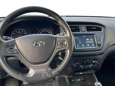 Hyundai i20 II 2018 5 Porte 1.2 MPI econext 73cv Advanced Bianco usata Albignasego