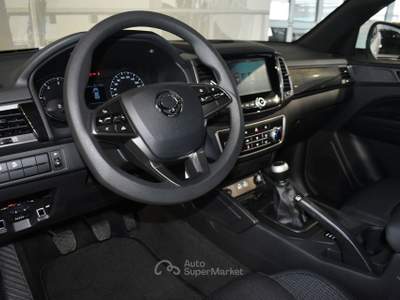 SsangYong Rexton Sports 2.2 4WD Double Cab Work XL #RETROCAMERA. Bianco usata San Vitaliano