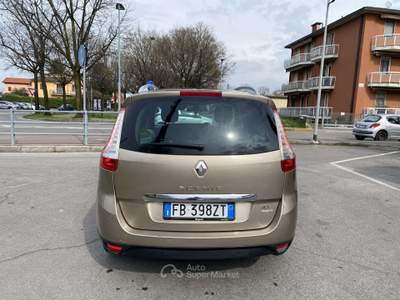 Renault Scénic 1.6 dci Limited s&s 130cv E6 7 POSTI Oro usata Treviglio