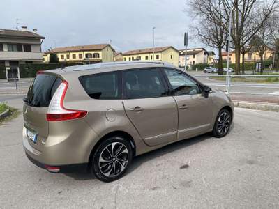 Renault Scénic 1.6 dci Limited s&s 130cv E6 7 POSTI Oro usata Treviglio