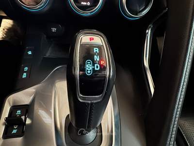Jaguar E-Pace E-Pace 2.0D 180 CV AWD aut. R-Dynamic S. Nero usata San Vitaliano