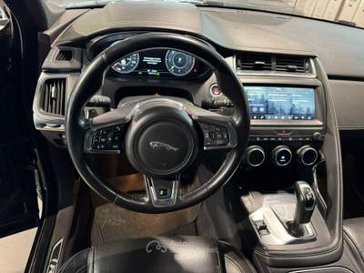 Jaguar E-Pace E-Pace 2.0D 180 CV AWD aut. R-Dynamic S. Nero usata San Vitaliano