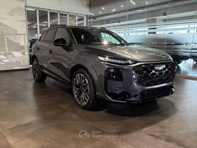 Audi Q3 3ª serie TDI 110 kW S tronic S Line edition Grigio usata San Vitaliano