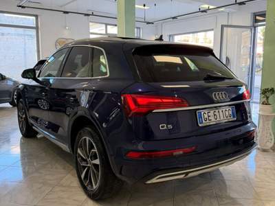 Audi Q5 tetto panoramico ed apribile Blu/Azzurro usata SAN MICHELE SALENTINO