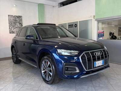 Audi Q5 tetto panoramico ed apribile Blu/Azzurro usata SAN MICHELE SALENTINO