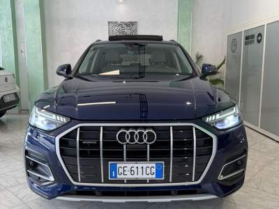 Audi Q5 tetto panoramico ed apribile Blu/Azzurro usata SAN MICHELE SALENTINO
