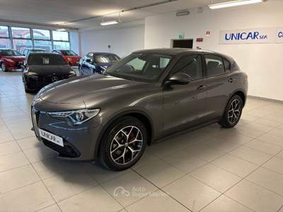 Alfa Romeo Stelvio 2.2 Turbodiesel 190 CV AT8 Q4 Executive Grigio usata Alba