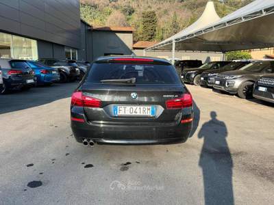 BMW Serie 5 520d d Touring Msport Nero usata Massarosa
