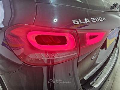 Mercedes-Benz GLA d Automatic Business Nero usata ADRANO
