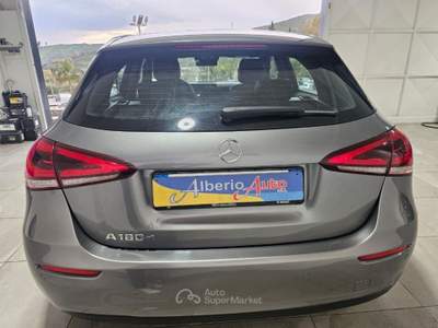Mercedes-Benz Classe A d Automatic Business Luci Ambient Grigio usata ADRANO