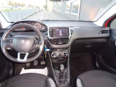 Peugeot 208 PEUGEOT 208 1.2 BENZINA MOTORE REVISIONATO Arancione usata MANTOVA