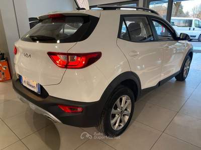 Kia Stonic 1.2 DPI Urban Bianco usata Padova