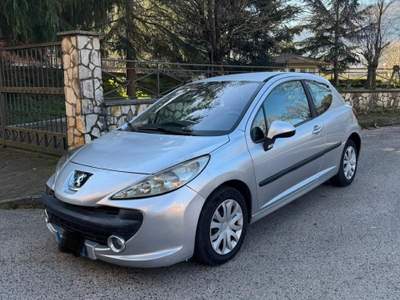 Peugeot 207 Peugeot 207, diesel, 3 p Grigio usata Avellino