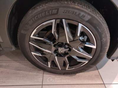 Peugeot 5008  - 5008 hybrid 145 e-dcs6 allure Grigio usata LEGNANO