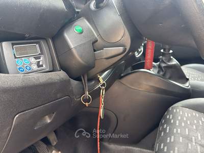 Opel Combo Carrozzeria e interni buone condizioni usata Santeramo in Colle
