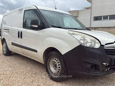 Opel Combo Carrozzeria e interni buone condizioni usata Santeramo in Colle