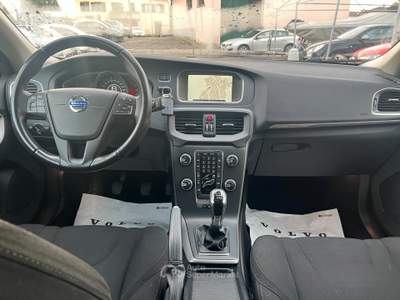Volvo V40 Cross Country D2 1.6 Business usata Bulgarograsso