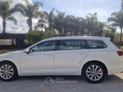 Volkswagen Passat Passat VIII 2019 Variant 2.0 tdi Business 122cv Bianco usata Ladispoli