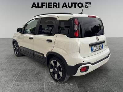 Fiat Panda Cross 1.0 Hybrid 70cv MT6 *Prezzo Promo* Rosso usata Calenzano