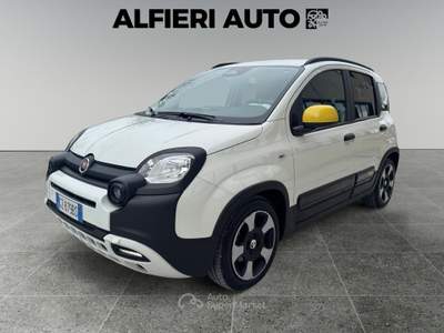 Fiat Panda Cross 1.0 Hybrid 70cv MT6 *Prezzo Promo* Rosso usata Calenzano