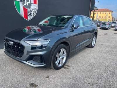 Audi Q8 45 3.0 tdi mhev tiptronic Grigio usata Vedelago