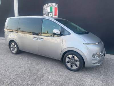 Hyundai Staria 2.2 Wagon awd auto 4x4 9 Posti Grigio usata Vedelago