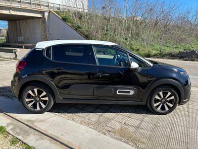Citroen C3 1.2 110cv EAT6 SHINE Nero usata Altamura