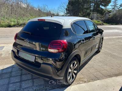 Citroen C3 1.2 110cv EAT6 SHINE Nero usata Altamura