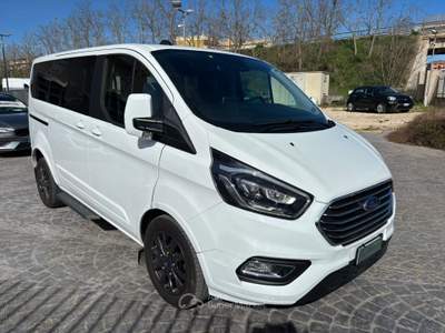 Ford Tourneo Custom 2.0d 185CV TITANIUM X Bianco usata Altamura