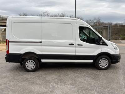 Ford Transit 350 2.0TDCi EcoBlue MHEV 130CV Trend Bianco usata Altamura