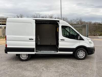 Ford Transit 350 2.0TDCi EcoBlue MHEV 130CV Trend Bianco usata Altamura