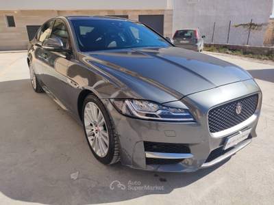 Jaguar XF 3.0 D V6 300 CV aut. R-Sport Grigio usata Altamura