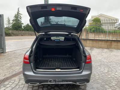Mercedes-Benz Classe C C 220 d S.W. 4Matic Auto Premium Grigio usata Altamura