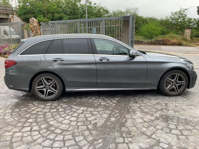 Mercedes-Benz Classe C C 220 d S.W. 4Matic Auto Premium Grigio usata Altamura
