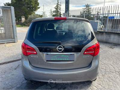 Opel Meriva  Bronzo usata Altamura