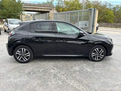 Peugeot 208 1.2 PTECH 100cv EAT8 5p Allure Pack Nero usata Altamura
