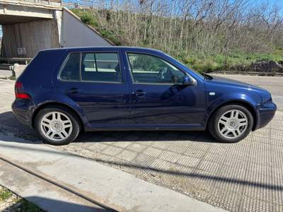 Volkswagen Golf 4-MOTION HIGHLINE - ASI Blu/Azzurro usata Altamura