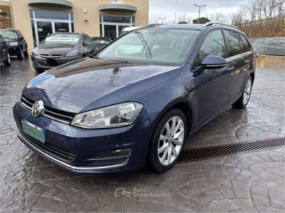 Volkswagen Golf Variant 1.6 TDI DSG Highline Blu/Azzurro usata Altamura